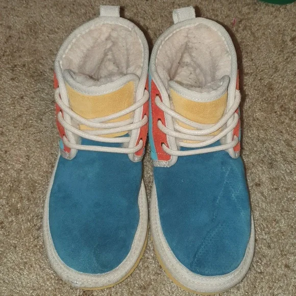UGG Neumel Mashup Kids Boot sz 3 - Picture 4 of 12